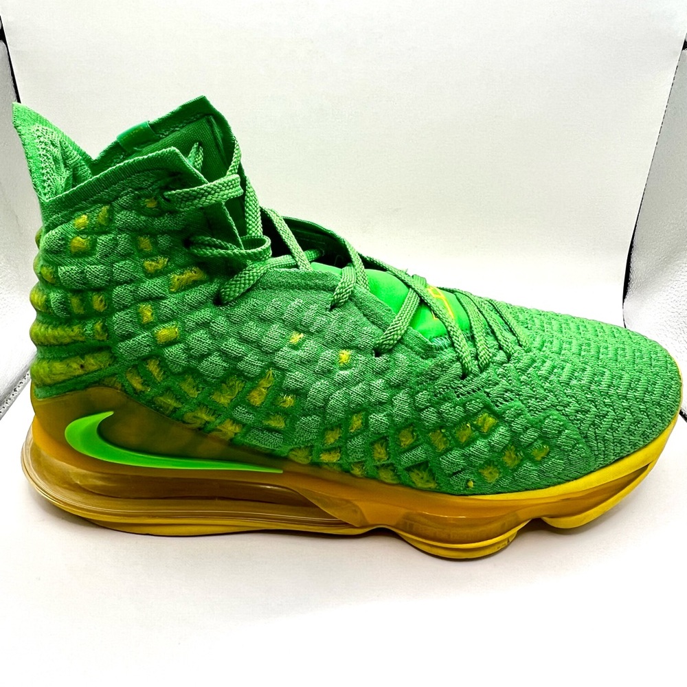 Size 12 Nike Oregon Ducks Basketball Shoes Men Green Lebron 17
